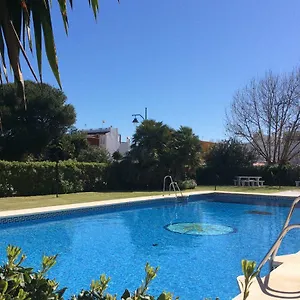 https://del-parque-flats-guadalmar-beach-relax.1costadelsol.com
